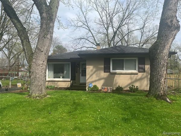 20934 Poinciana Street, Southfield, MI 48033