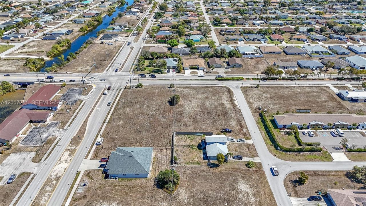 804 Gleason Pkwy, Cape Coral, FL 33914 Photo