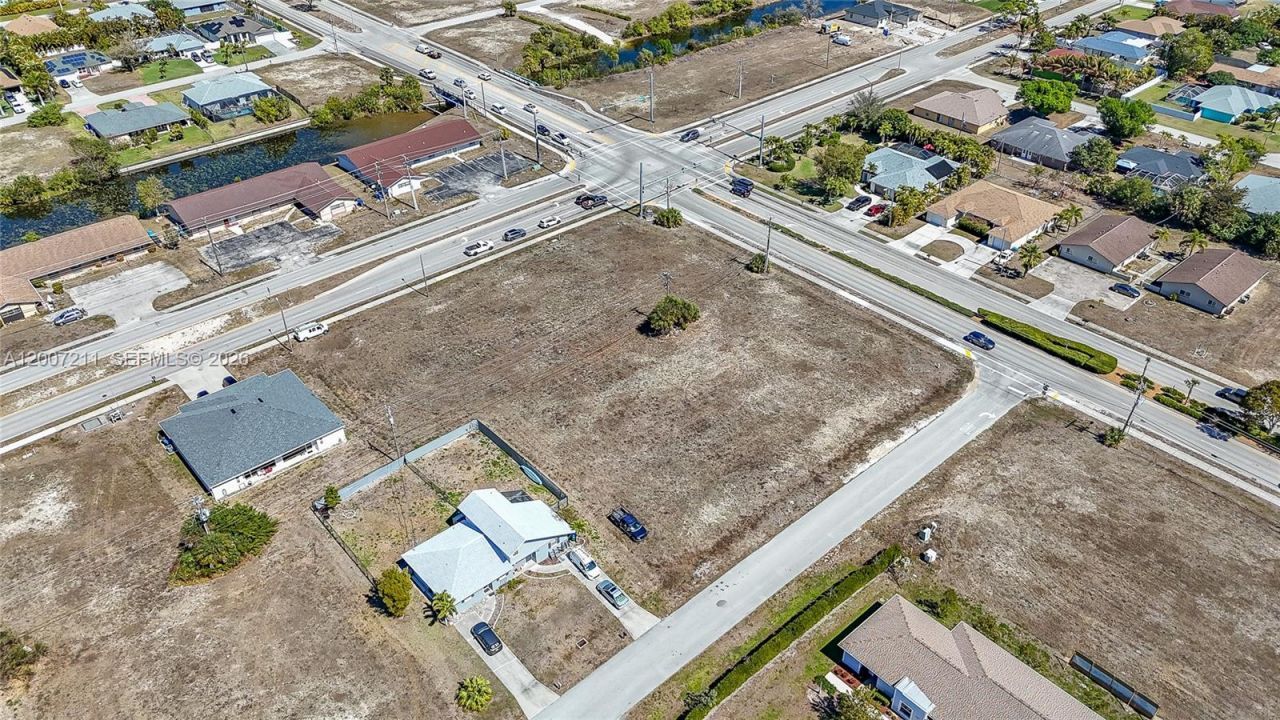 804 Gleason Pkwy, Cape Coral, FL 33914 Photo