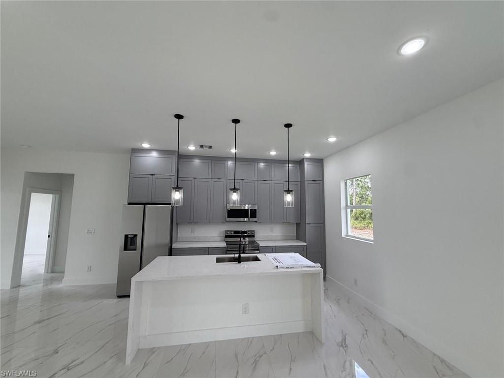 1089 Eisenhower Blvd, Lehigh Acres, FL 33974 Photo