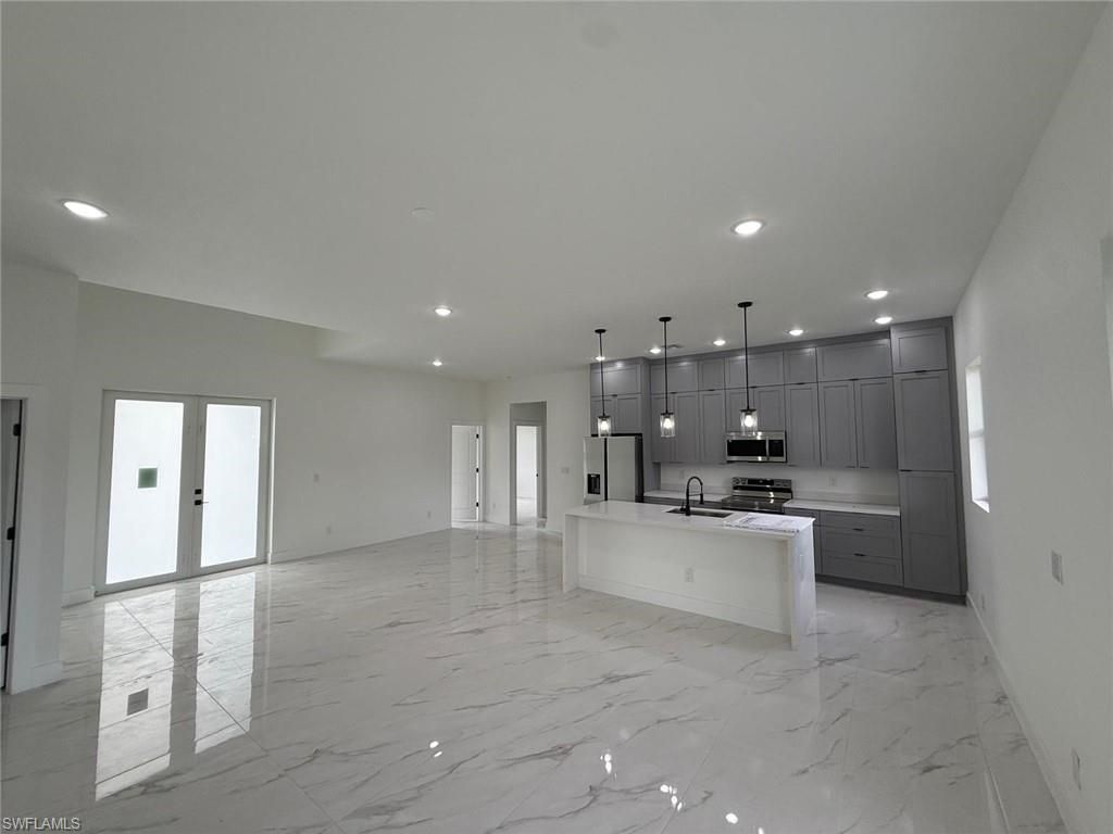 1089 Eisenhower Blvd, Lehigh Acres, FL 33974 Photo