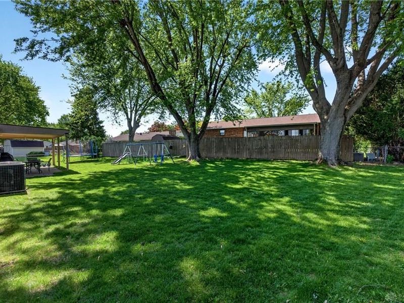 4006 Loop Drive, Englewood, OH 45322 Photo 52