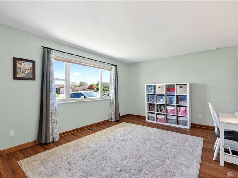 4006 Loop Drive, Englewood, OH 45322 Photo 9