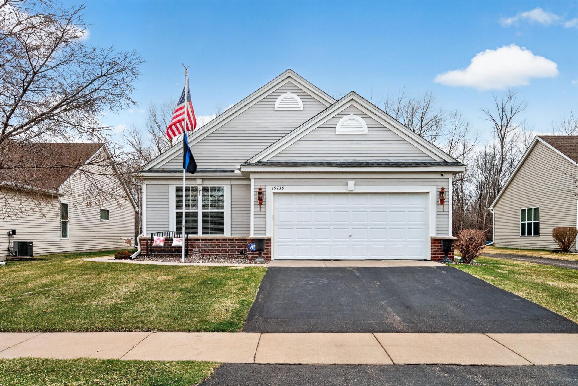 15739 Farnham Avenue N, Hugo, MN 55038