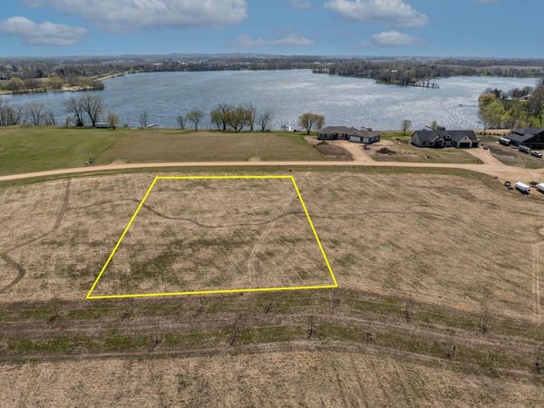 2xxx Lakeview Court, Cleveland, MN 56017