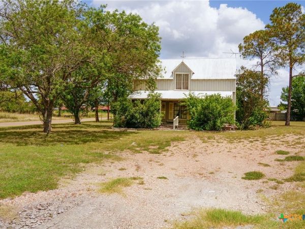 1400 Fm 609 , Flatonia, TX 78941