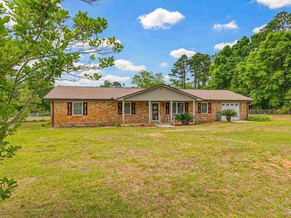 7227 Shelby Ln, Pensacola, FL 32526