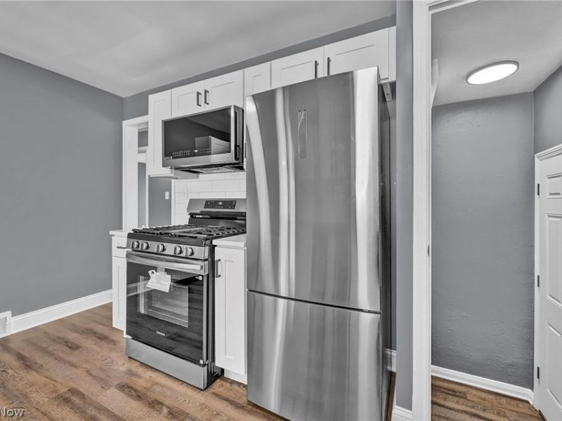 612 North Street, Brooklyn Heights, OH 44131 Photo 14