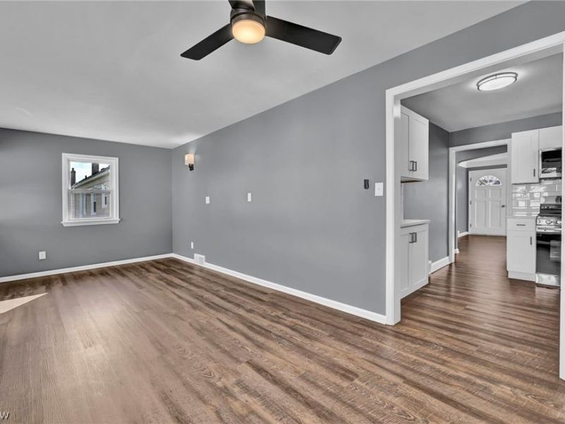 612 North Street, Brooklyn Heights, OH 44131 Photo 16