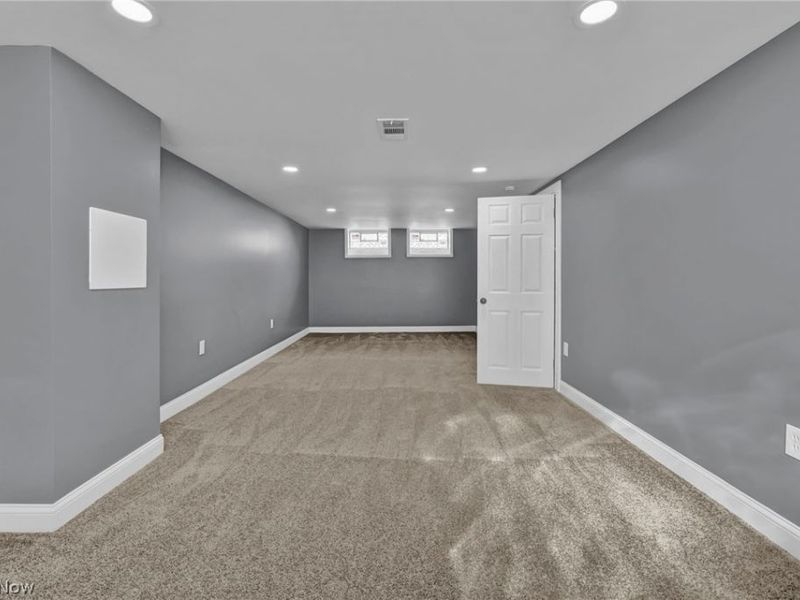 612 North Street, Brooklyn Heights, OH 44131 Photo 32