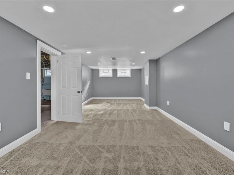 612 North Street, Brooklyn Heights, OH 44131 Photo 33