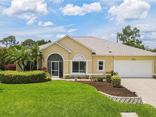 3512 SW 17th PL, CAPE CORAL, FL 33914