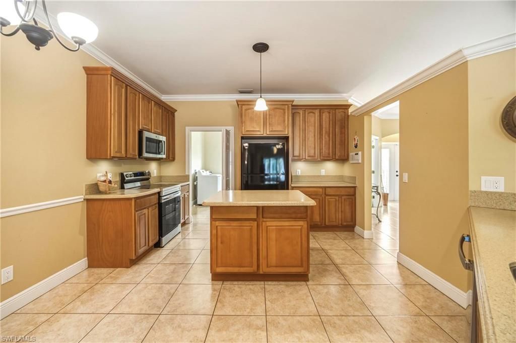 3512 SW 17th Pl, Cape Coral, FL 33914 Photo