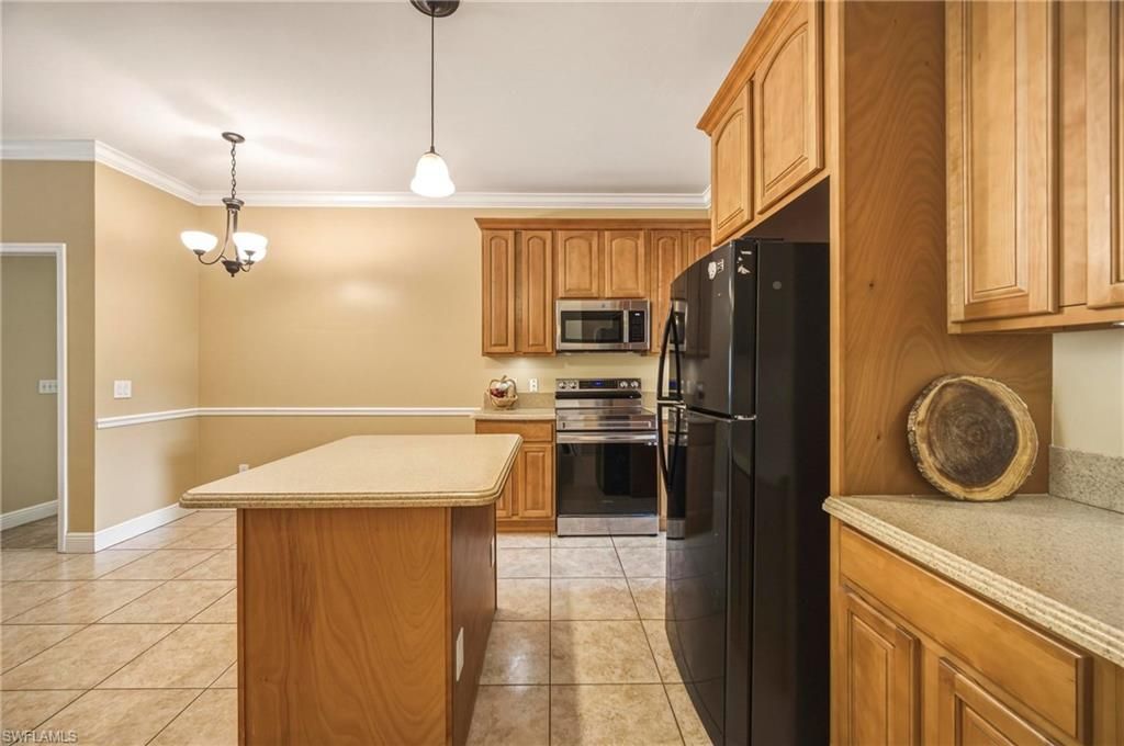 3512 SW 17th Pl, Cape Coral, FL 33914 Photo