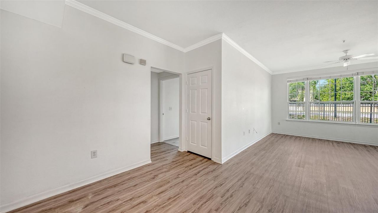 5501 Rosehill Road, Unit 105, Sarasota, FL 34233 Photo