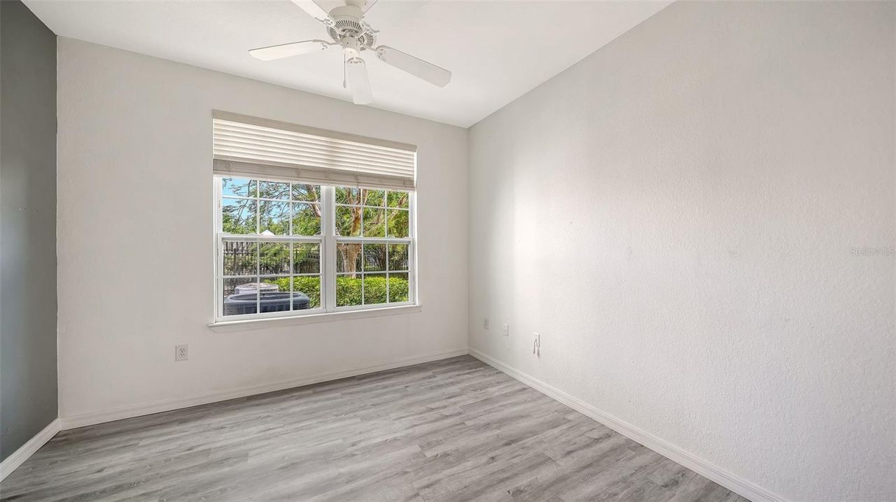 5501 Rosehill Road, Unit 105, Sarasota, FL 34233 Photo