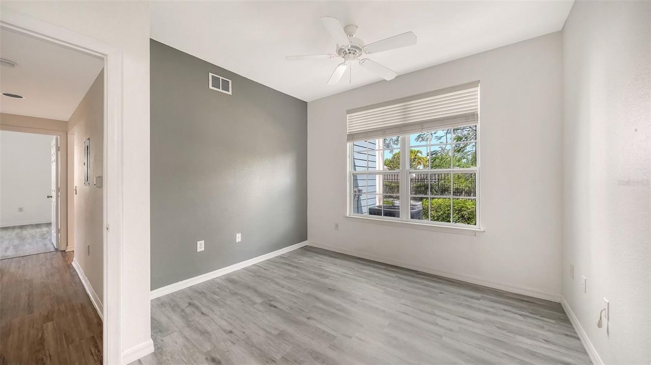5501 Rosehill Road, Unit 105, Sarasota, FL 34233 Photo
