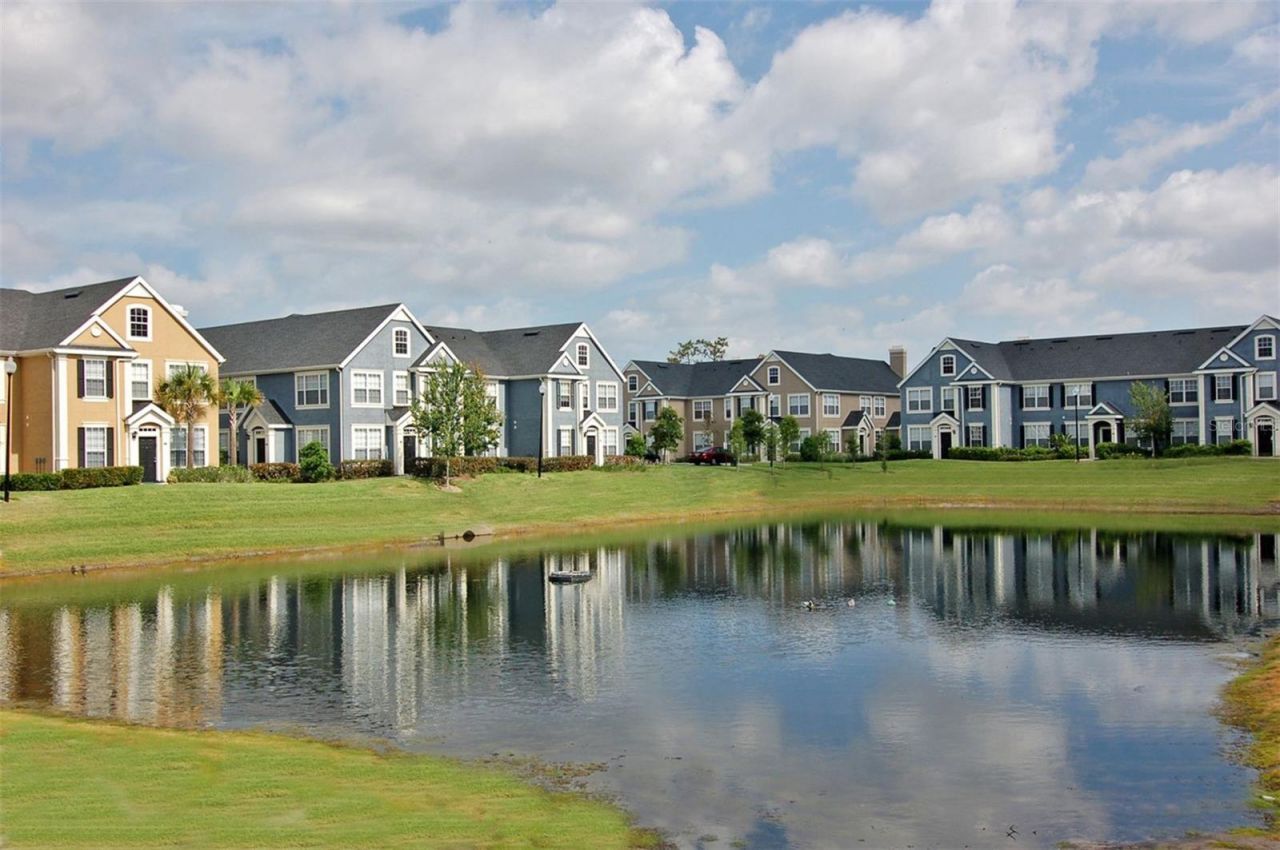 5501 Rosehill Road, Unit 105, Sarasota, FL 34233 Photo