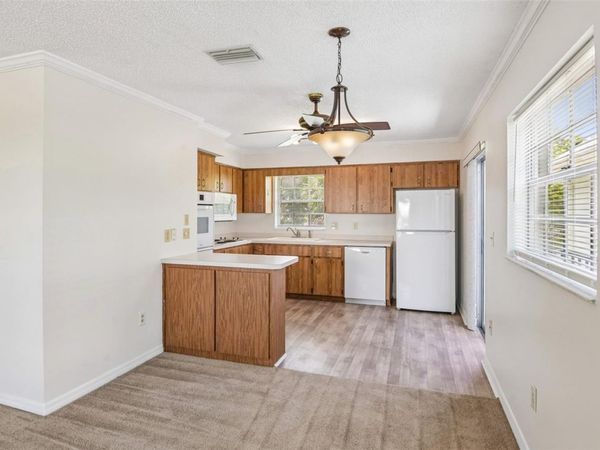 6704 HICKORYWOOD LANE , NEW PORT RICHEY, FL 34653