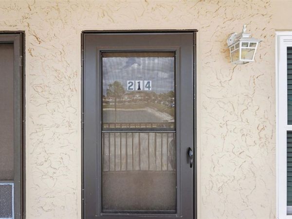 6400 46TH AVENUE N, Unit 214, KENNETH CITY, FL 33709