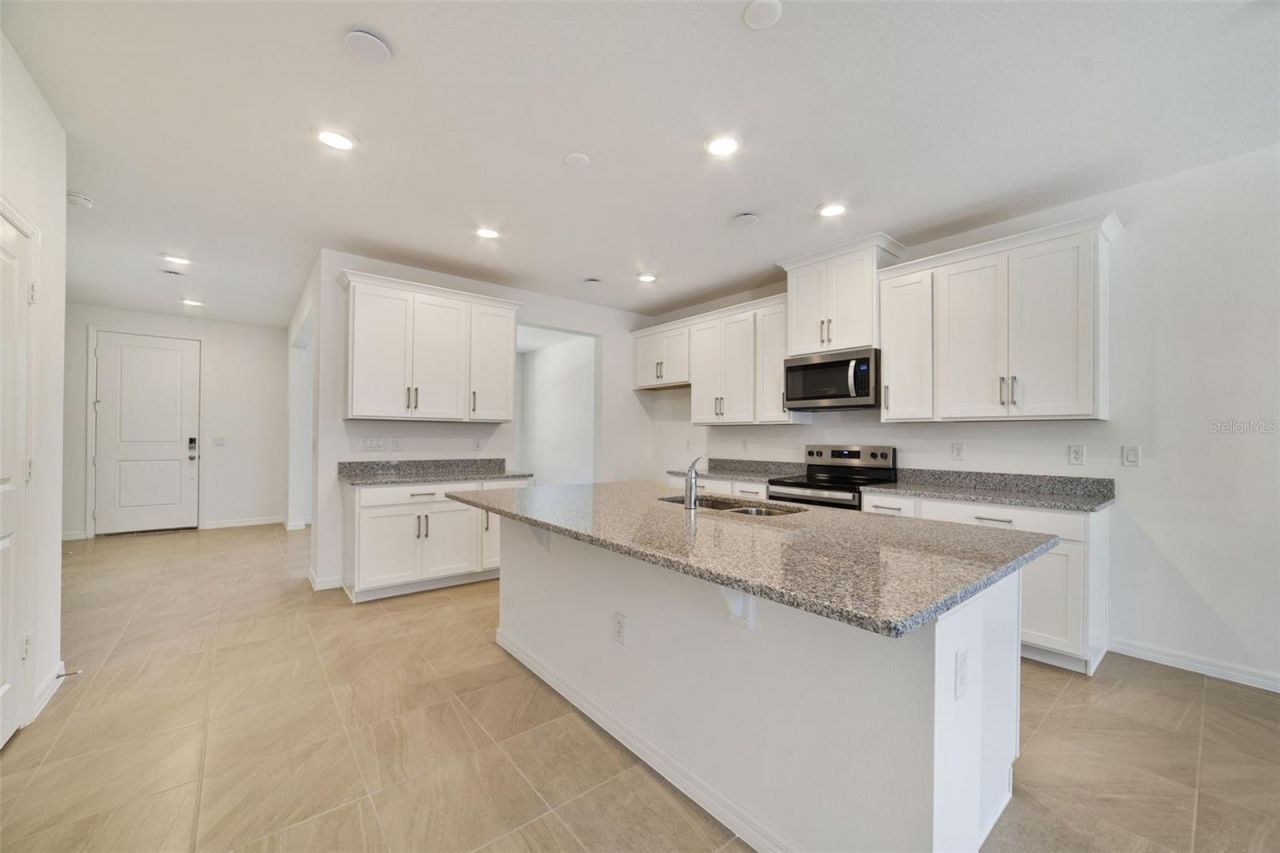 686 Lola Lane, Oviedo, FL 32765 Photo