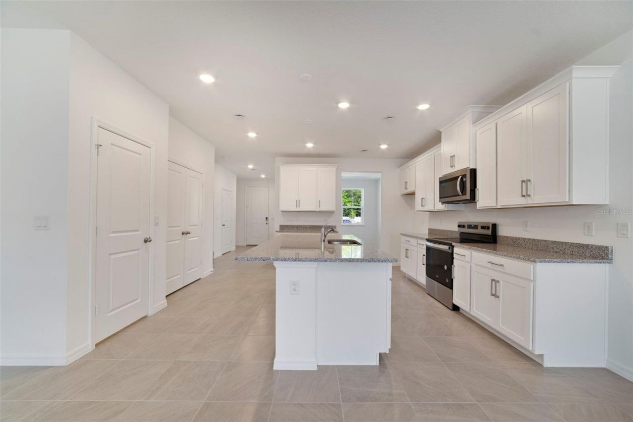 686 Lola Lane, Oviedo, FL 32765 Photo