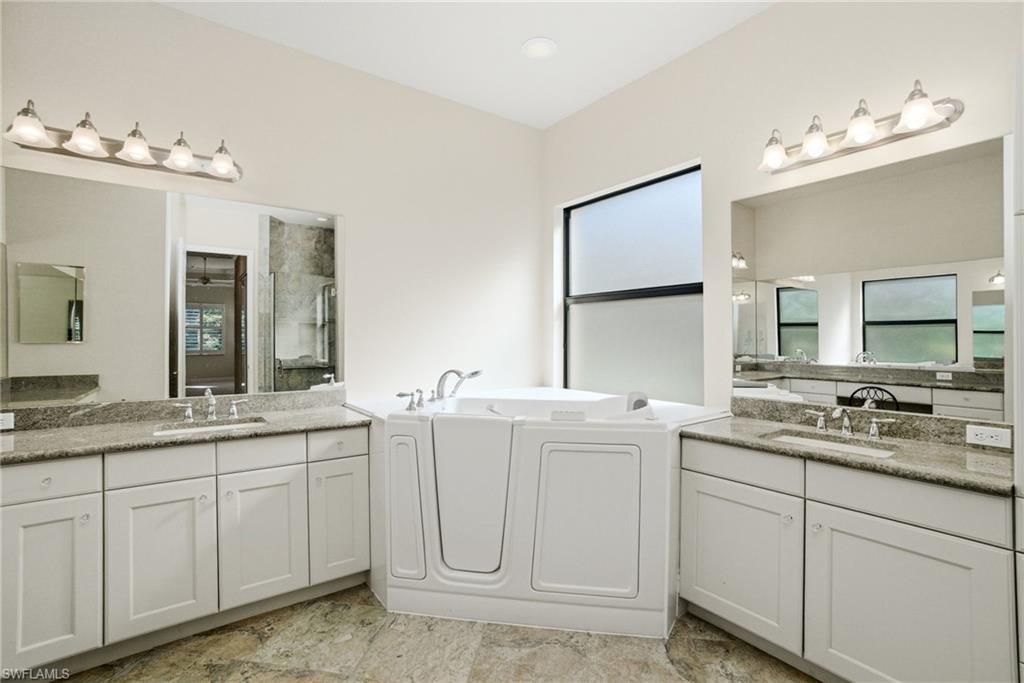 3098 Hudson Ter, Naples, FL 34119 Photo
