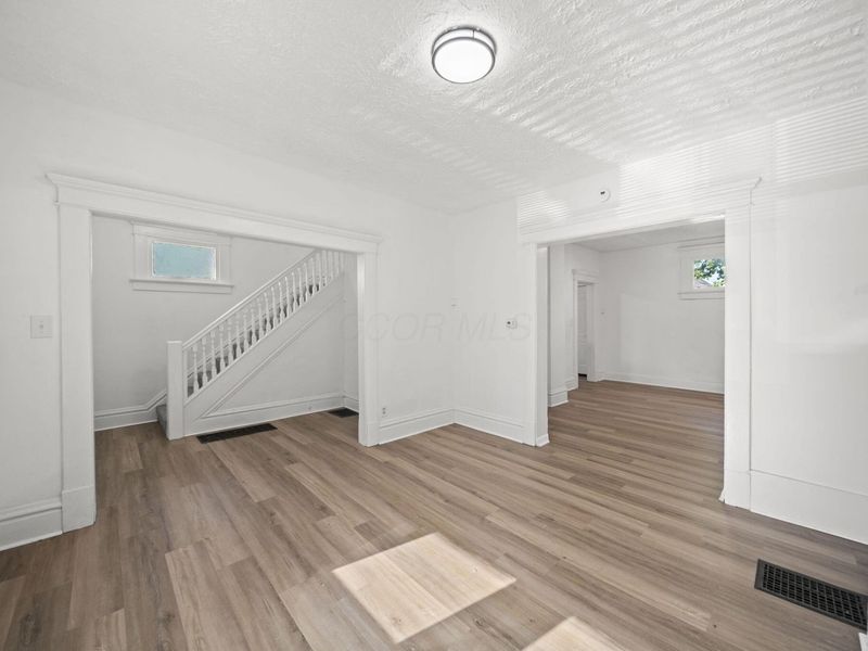 237 Midland Avenue, Columbus, OH 43223 Photo 3