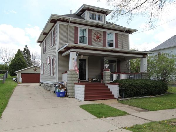 140 Kendall STREET, Burlington, WI 53105