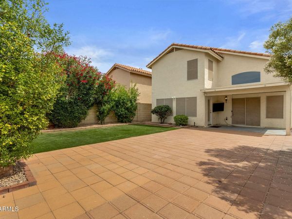 1210 E HELENA Drive, Phoenix, AZ 85022