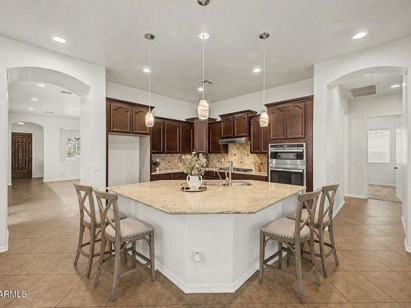 2564 E ORLEANS Drive, Gilbert, AZ 85298