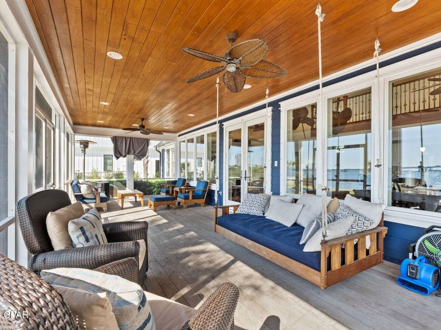 Property Image 100