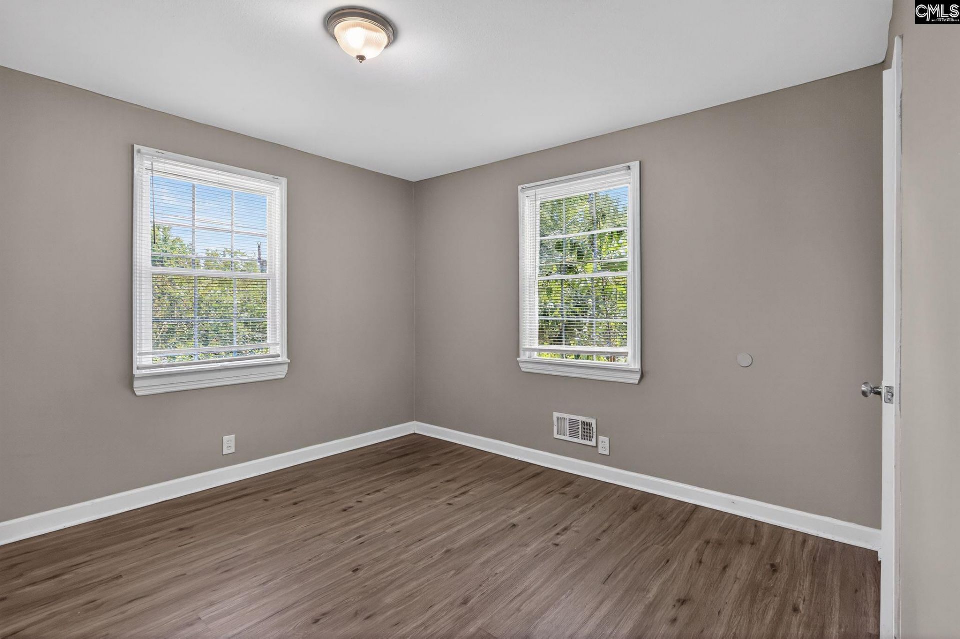 101 Sharon Drive Photo 18