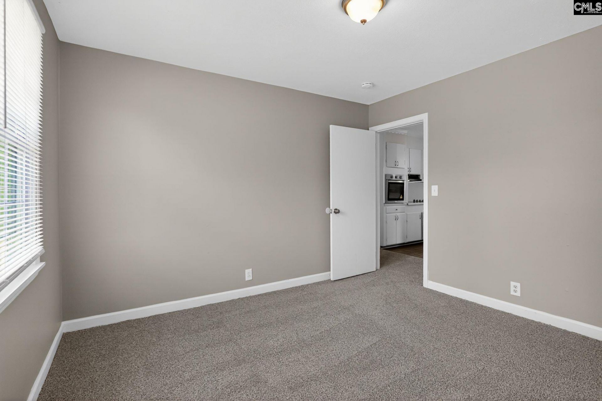 101 Sharon Drive Photo 9