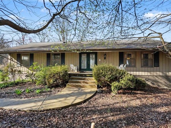 1291 N Revere Road, Akron, OH 44333