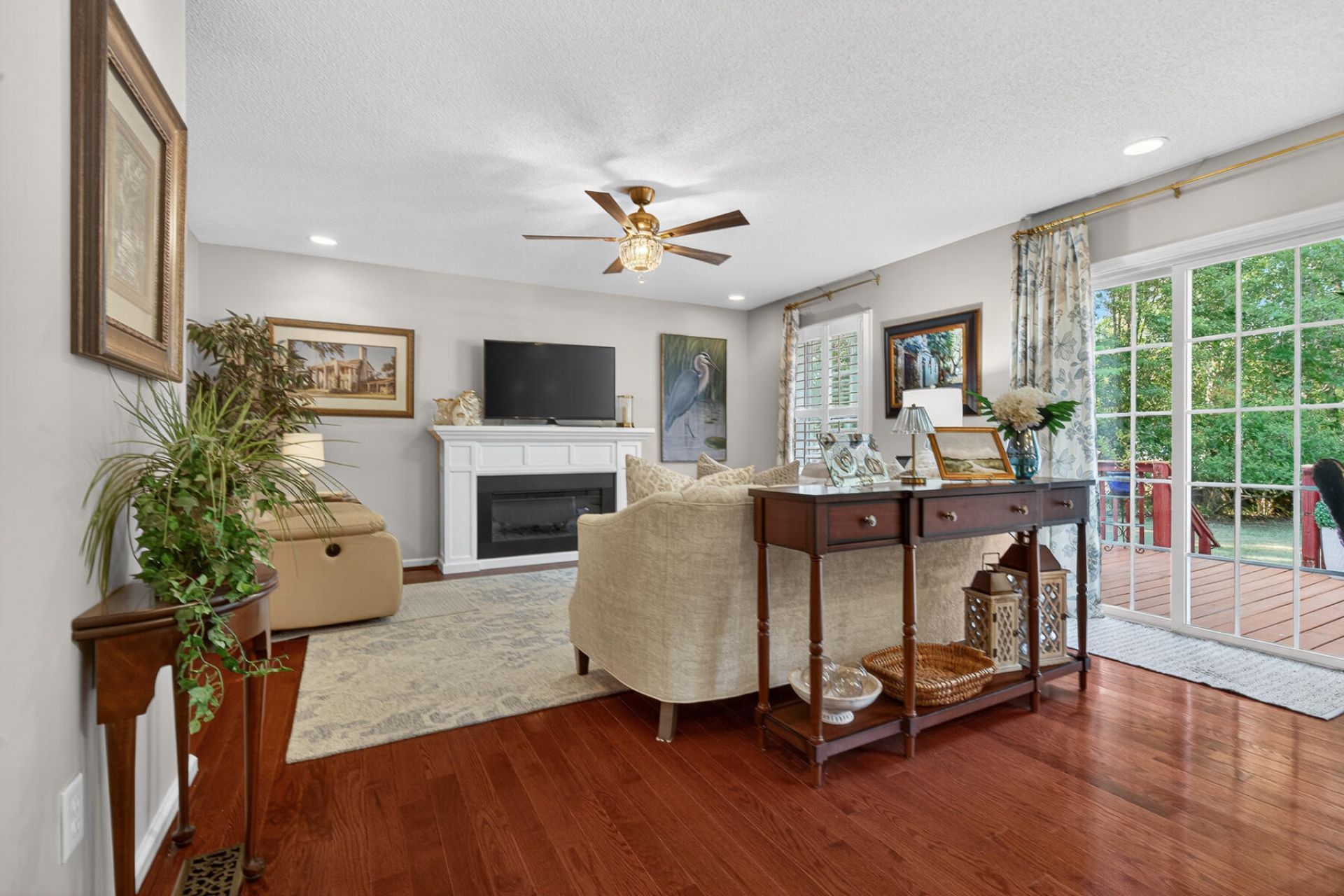 28 Santee Lakes Court Photo 29