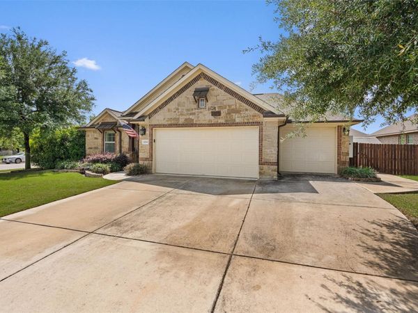 8094 Arezzo DR, Round Rock, TX 78665