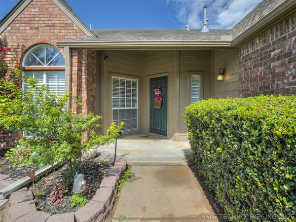 11334 S 106th East Avenue, Bixby, OK 74008