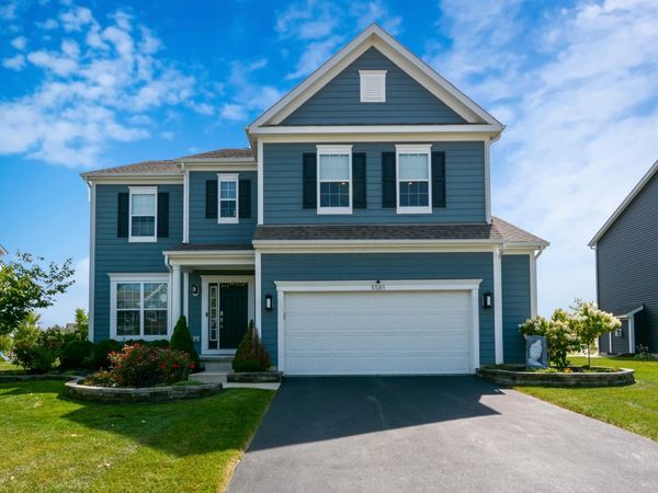 5581 Meadowhaven Drive, Powell, OH 43065