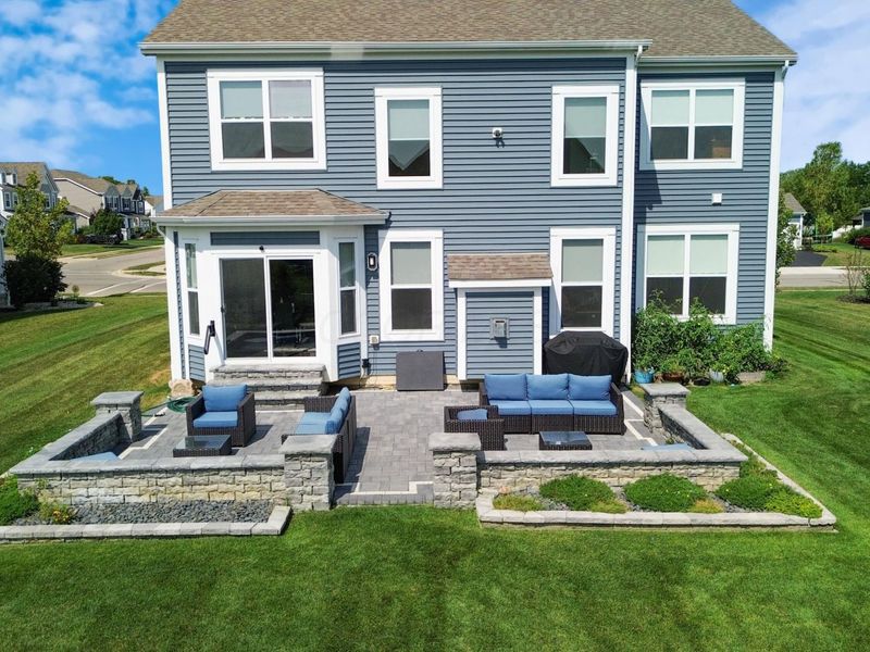 5581 Meadowhaven Drive, Powell, OH 43065 Photo 7