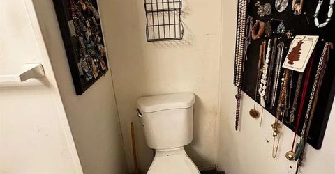 8255 Hwy 99 E #1, Unit 1, Los Molinos, CA 96055 Photo