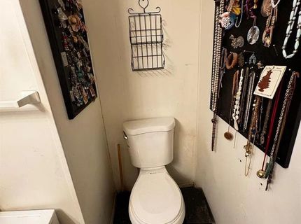 8255 Hwy 99 E #1, Unit 1, Los Molinos, CA 96055 Photo