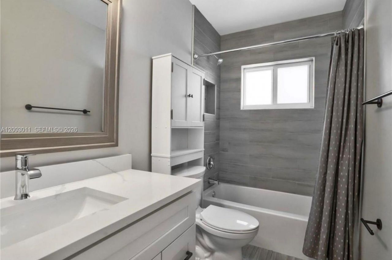 2550 N Dixie Hwy , Unit 2570, Boca Raton, FL 33431 Photo