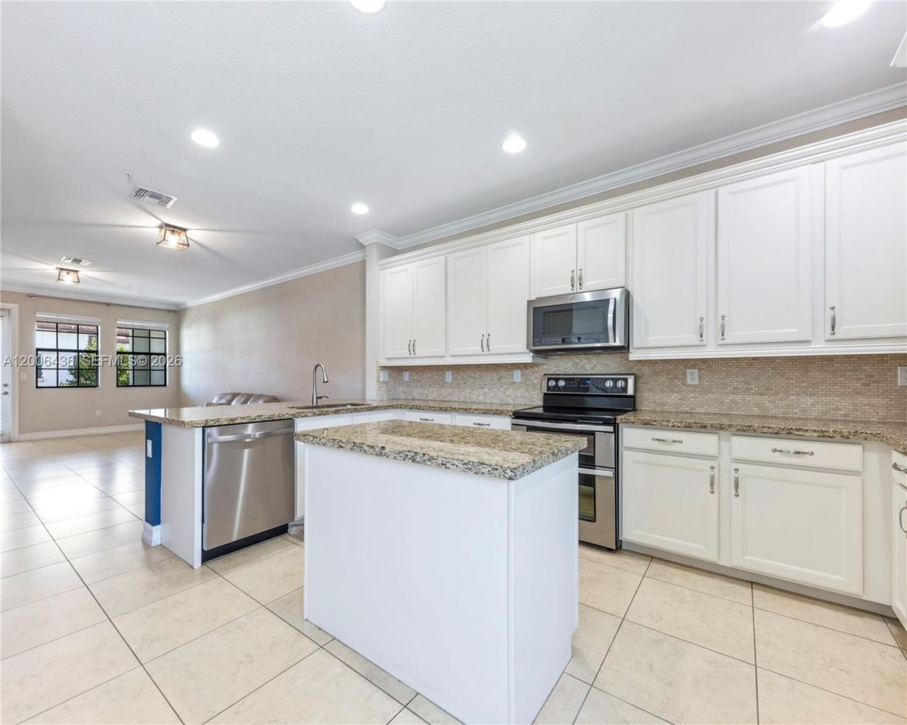 11348 SW 14th St, Pembroke Pines, FL 33025 Photo
