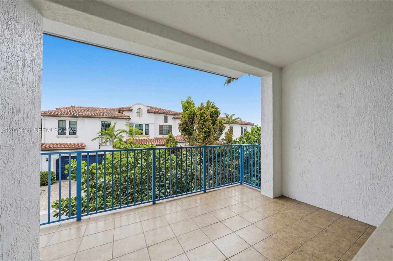 11348 SW 14th St, Pembroke Pines, FL 33025 Photo