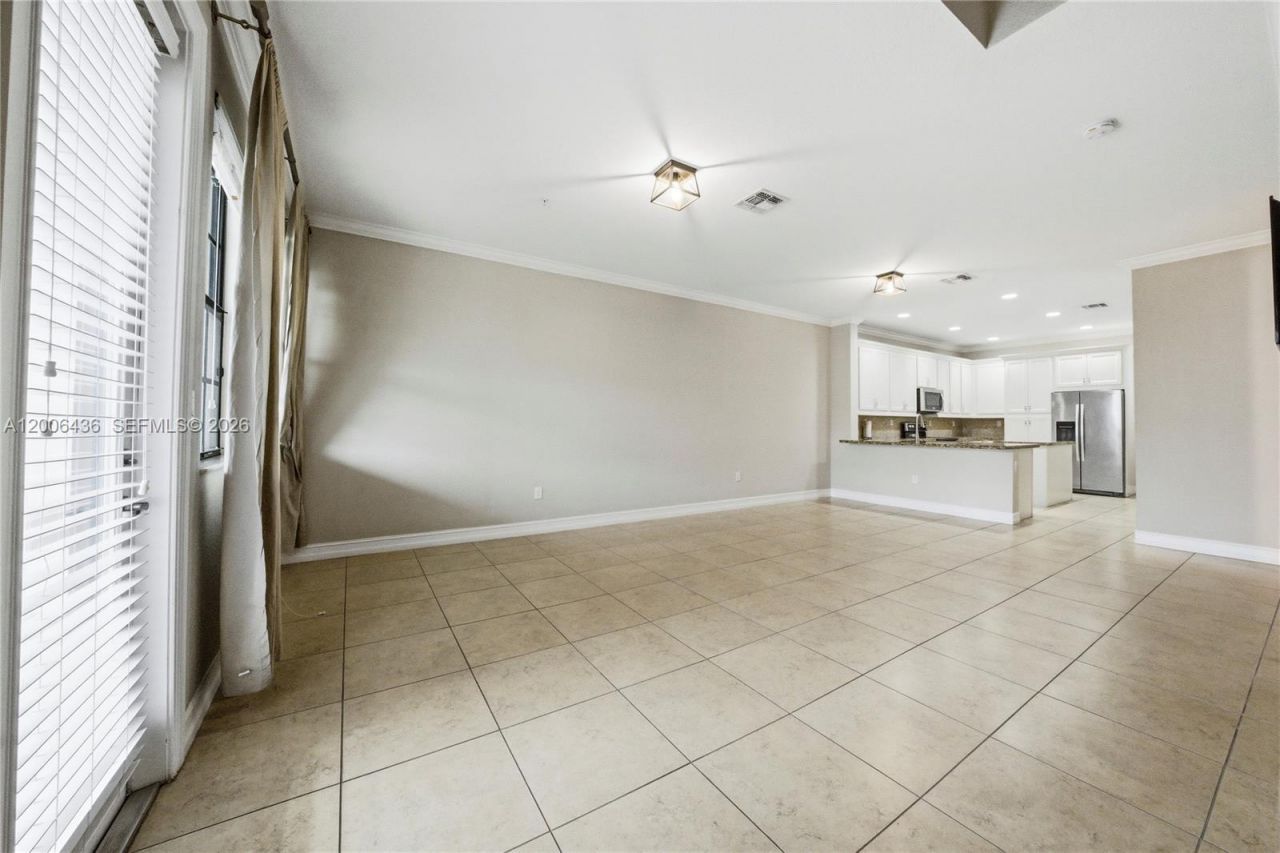 11348 SW 14th St, Pembroke Pines, FL 33025 Photo