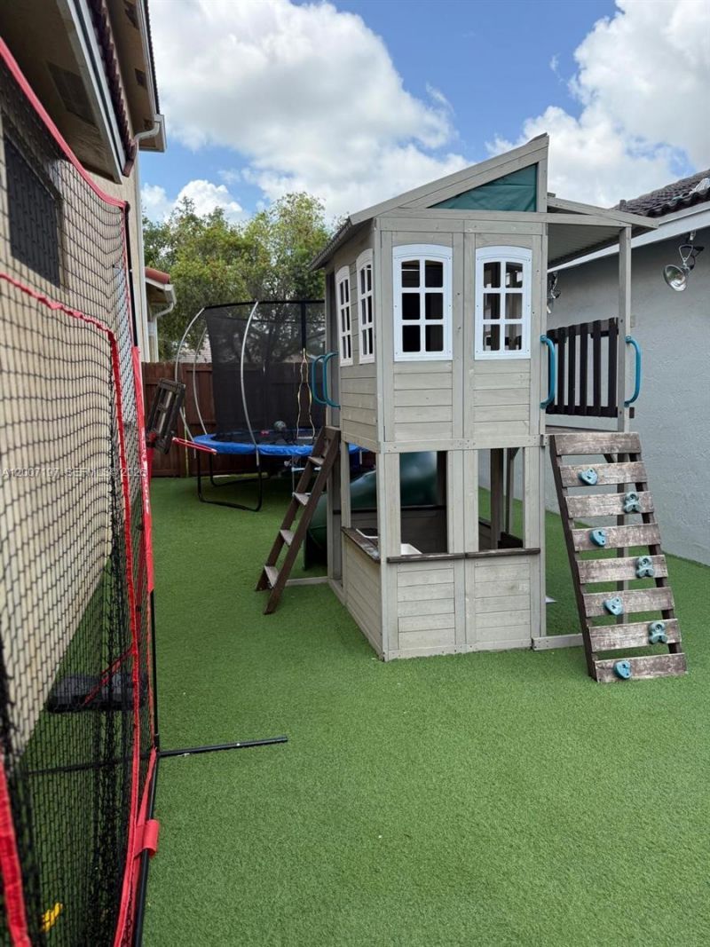 16263 NW 19th St, Pembroke Pines, FL 33028 Photo