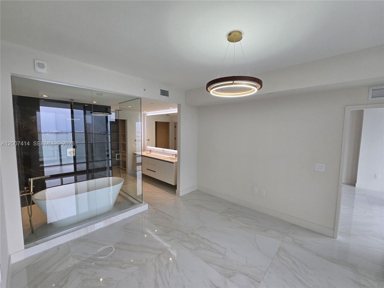 700 NE 24 St, Unit 3104, Miami, FL 33137 Photo