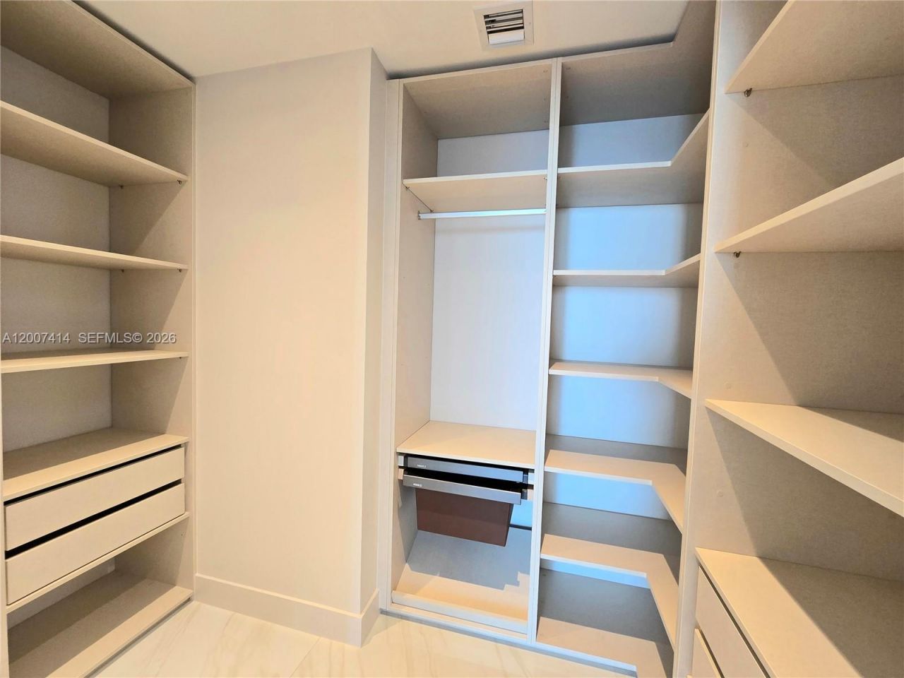 700 NE 24 St, Unit 3104, Miami, FL 33137 Photo
