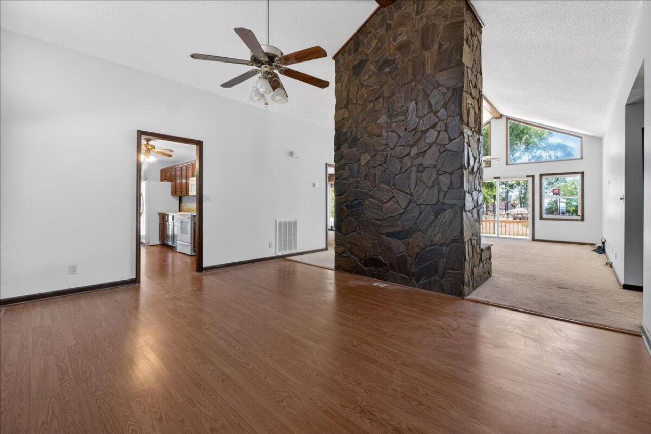 138 Lake Marion Lane Photo 11